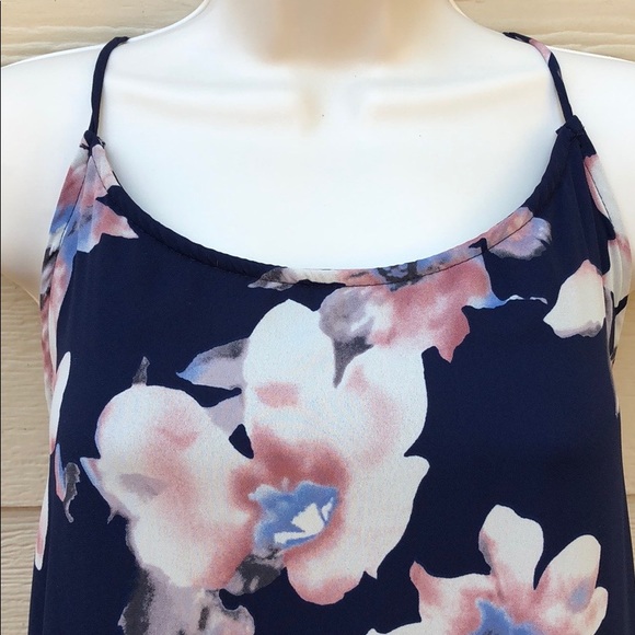 Gorgeous Floral Maxi Sleeveless Dress - Picture 2 of 6